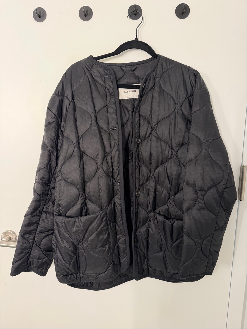 Aritzia Babaton Black Quilted Puffer Jacket